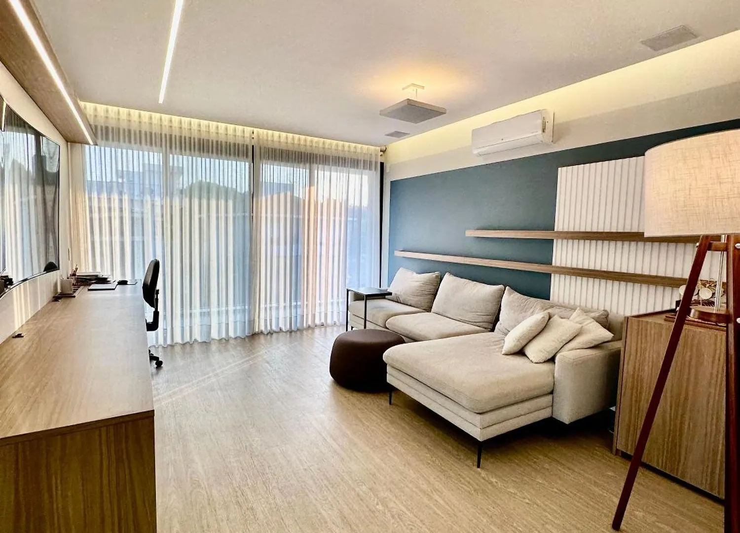 Jurere Beach Villa - Piscina Jacuzzi Sauna Флорианополис 0*,  Бразилия